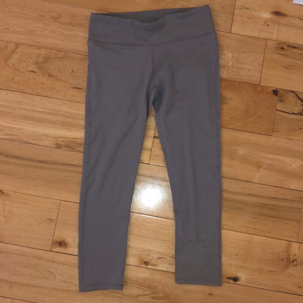 Fabletics Grey Capri Leggings